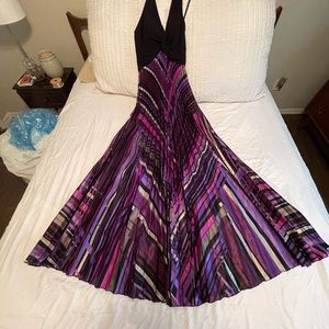 V neck haulter pleated long dress size 4. NWT